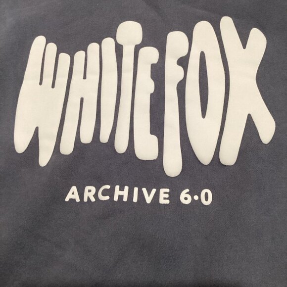 White Fox Boutique sweatshirt Gray - Picture 7 of 8